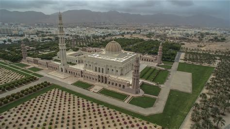 Sultan Qaboos Grand Mosque Muscat Oman جامع السلطان قابوس الأكبر،مسقط