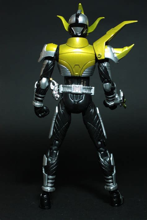 His only appearance was in kabuto movie god speed love as the main protagonist. Firestarter's Blog: Toy Review: SH Figuarts Kamen Rider ...