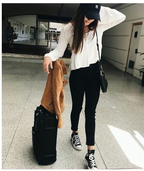 65 Airport Outfit Ideas The Pieces You Need To Travel Style Glams