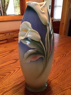 EXQUISITE FRANZ PORCELAIN LARGE WHITE LILY VASE XP1825 RETIRED WITH BOX