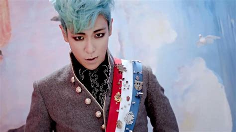 Top blue hair 36224 gifs. K-POP: Big Bang Blows Your Mind | Realm of Sapphire Star