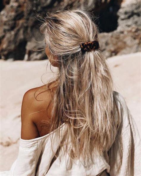 25 Easybeautiful Beach Hairstyles You Can Wear All Summer9