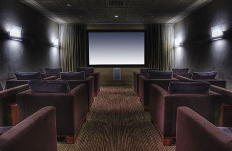 I am helping a friend of mine with ideas for his home theater and while browsing around i found those amazing cinema rooms. 10 Maxims of Perfect Home Theater Room Design