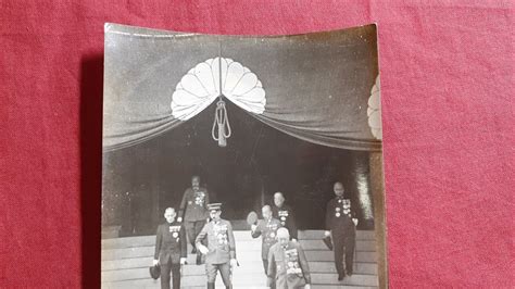 Sale Press Photo Japan Wwii Emperor Hirohito At Yasukuni Shrine 1943