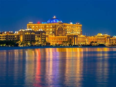 Emirates Palace Hotel In Abu Dhabi Bietet Viel Luxus