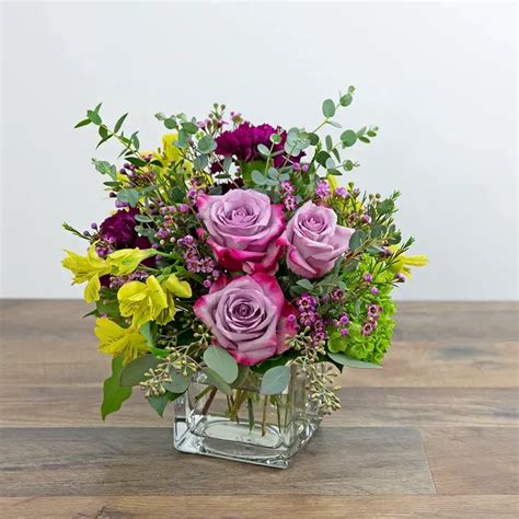 Perfect Plum Green Bay Wi Flower Shop Natures Best Floral And Boutique Florist Flower