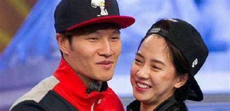 Spartace moments kim jong kook and song ji hyo~|running man thank you for watching and happy 10th year anniversary to. Kim Jong Kook Reveals He's Ready To Settle Down, 'Running ...