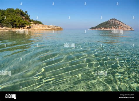 Das Reine Wasser Des Mittelmeers Am Paradise Beach Auf Der Insel