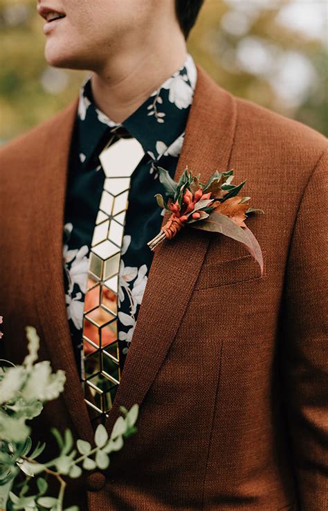 What Colors Go Good With Orange And Green - Green And Orange Outfit