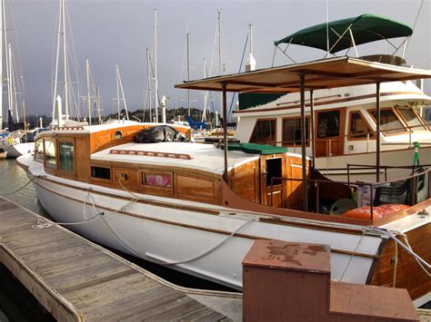Classic utility small fishing boats. Wooden Boat Finder: 1931 Fellows and Stewart Cabin Cruiser