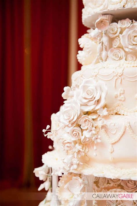 Wedding Cakes Gambinos Bakery In 2021 Wedding Cakes Wedding Cake