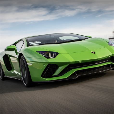 Lamborghini 2019 Models Complete Lineup Prices Specs And Reviews