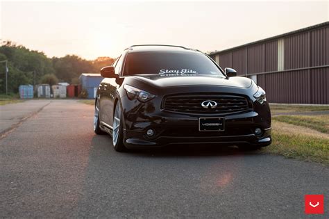 Infiniti Fx35 On Vossen Vfs 1 Wheels