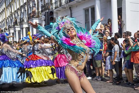 Notting Hill Carnival Pictures Of Previous Years Daily Mail Online