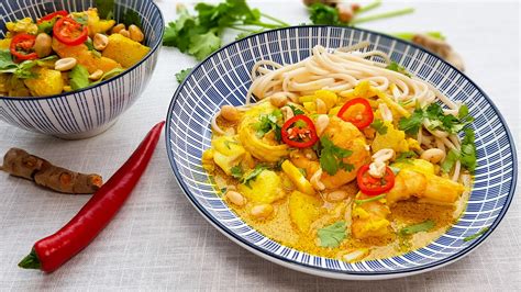 Thaise viscurry met kabeljauw en garnalen