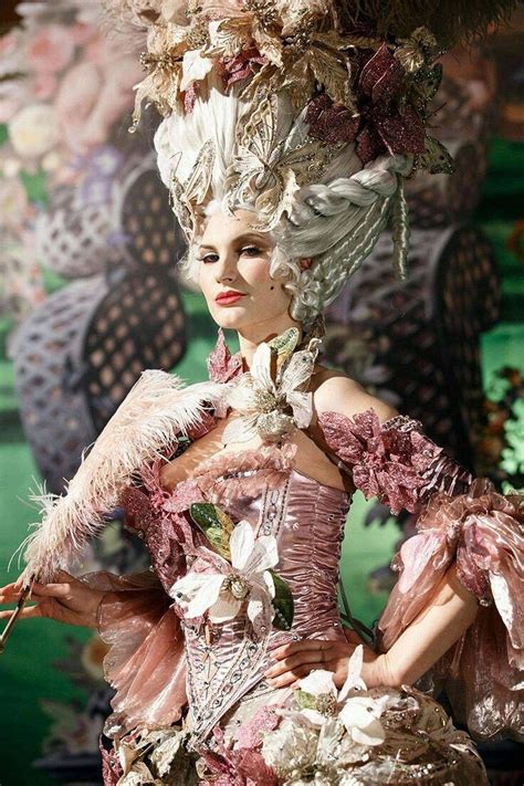 66 Baroque Romanticism Fashion Show Dressfitme Baroque Fashion