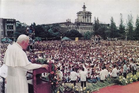 Then And Now Papal Visits To Ust Abs Cbn News