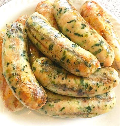 It's topped with a buttered bread crumb topping and baked to perfection. Homemade Chicken and Spinach Sausage | Homemade chicken ...