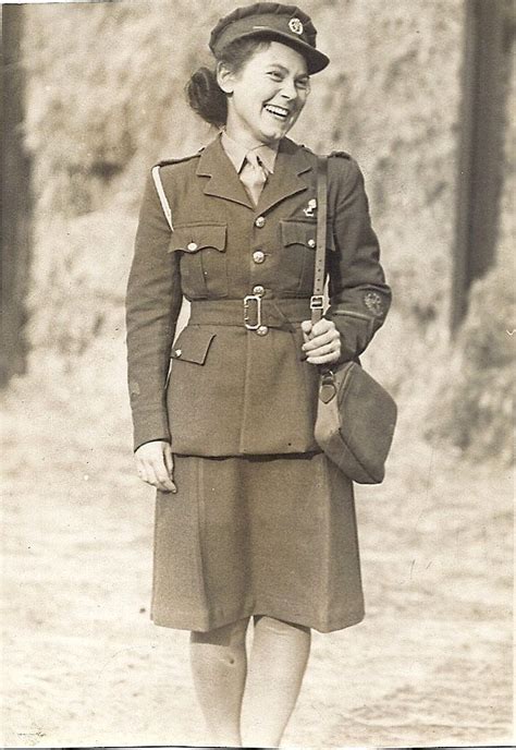 world war 2 women in uniform telegraph