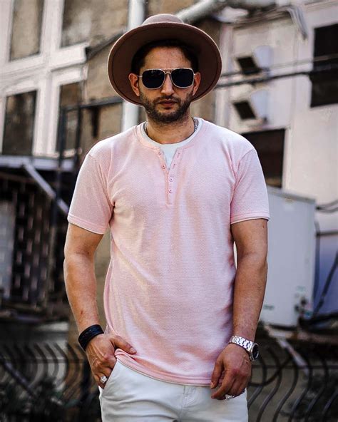 Buy Plain Pink Henley Half Sleeves T Shirt For Men Pink Online At Bewakoof