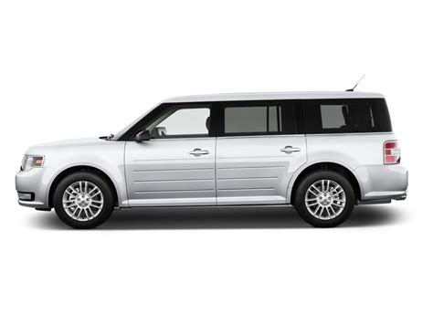 New Ford Flex 2020 35l Se Photos Prices And Specs In Bahrain