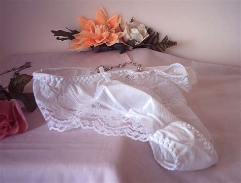 pretty vintage silky white nylon panties frilly knickers m l ebay