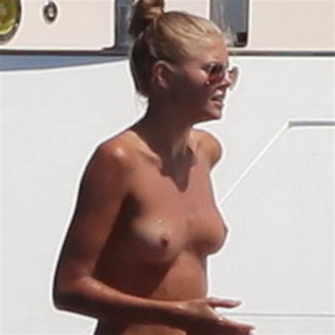 Girlfriends Caught Sunbathing Topless