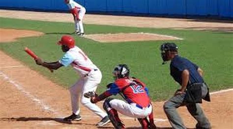 la federación cubana de béisbol libera a 34 jugadores 14ymedio