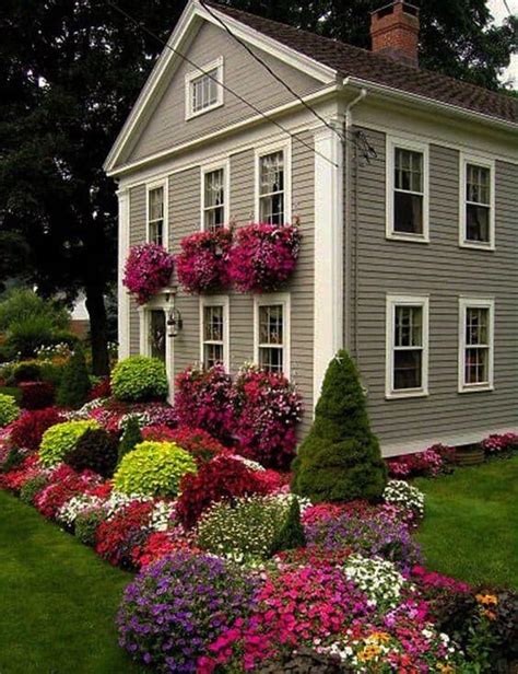 33 Small Front Garden Designs To Get The Best Out Of Your Small Space