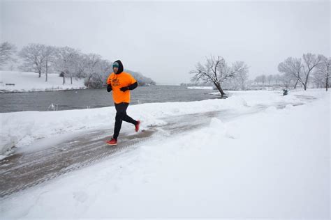 Topeka Sees 31 Inches Of Snow Forecasters Say Sub Zero Wind Chill