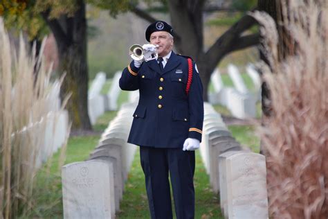 Rock Island Arsenal Soldiers Support Veterans Day Events To Honor