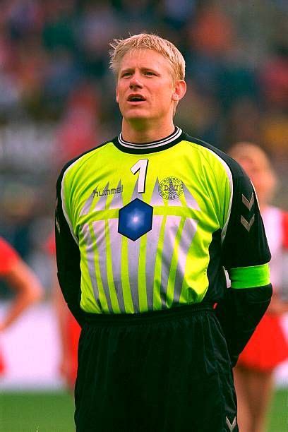 Denmark's peter schmeichel is arguably the best goalkeeper in the history of the premier league. 60 Top Peter Schmeichel Denmark Pictures, Photos, & Images ...