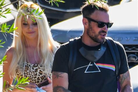 And his rumored new girlfriend, courtney stodden, is well over the age of consent. Brian Austin Green and Courtney Stodden spotted out together