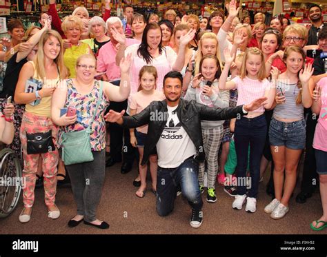 Peter Andre Meets Fans And Promotes His Latest Fragrance Breeze At The