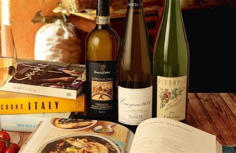 Italys Best White Wines With Food Decanter