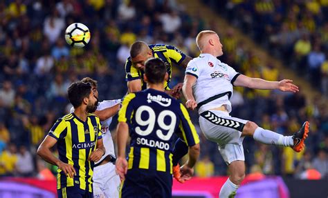 Son dakika fenerbahçe haberleri, güncel fenerbahçe haber. ÖZET İZLE: Fenerbahçe 3-2 Konyaspor Maçı Özeti ve Golleri ...