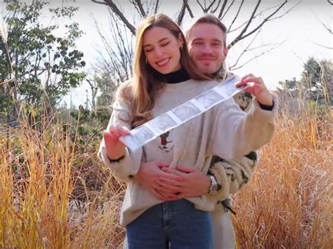 Pewdiepie Announced Hes Going To Be A Dad — He And His Wife Marzia Are