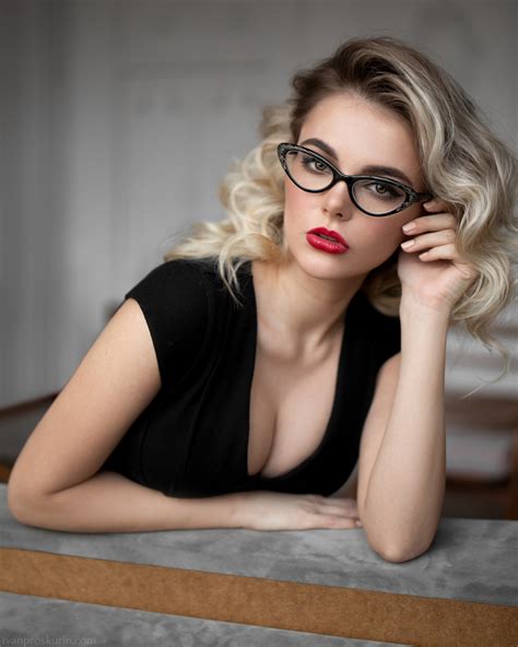 Naked Blonde With Glasses Telegraph