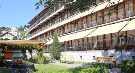 Sie trägt nur die wohnungsnebenkosten. Eine weitere Bestätigung für den hohen Qualitäts­standard der Schweizer Heime