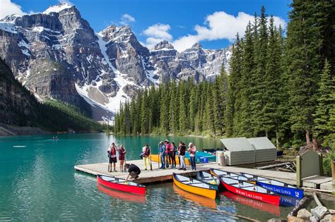 Moraine Lake Lodge Updated 2024 Prices And Reviews Lake Louise Alberta