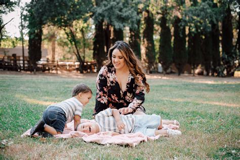 mommy and us session in vacaville california rocio rivera photography vacaville california