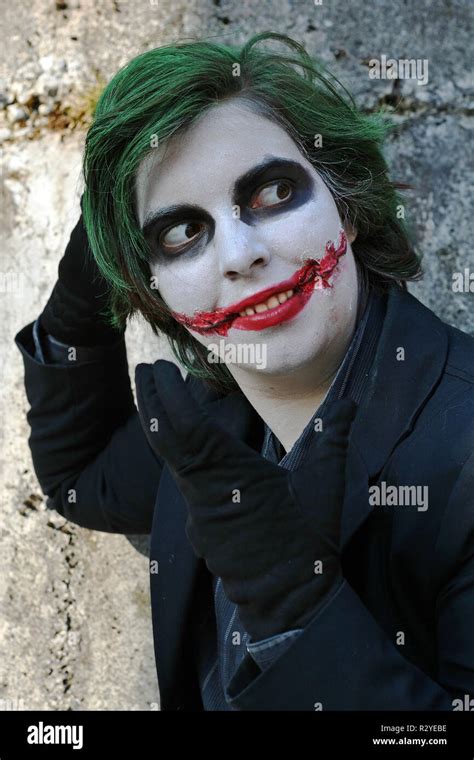 Heath Ledger Joker Hi Res Stock Photography And Images Alamy