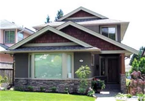 Free quotes from siding contractors near you. Home Builder Canada - Siding - March 2004