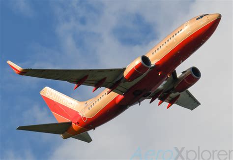 N714cb Southwest Airlines Boeing 737 700 By Lukasz S Aeroxplorer