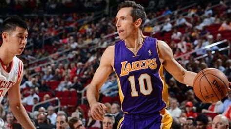 Steve Nash Earns 10000th Assist In Lakers Loss Cbc Sports