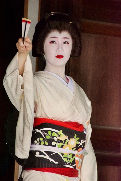 京都の芸妓「つね桃さん tsunemomo 」写真集～2017年06月11日 openmatome ジャパニーズビューティー 芸妓 舞妓 芸妓