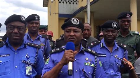 Port Harcourt Hotel Killing Police Gbab Man Wey Wan Strangle One Woman