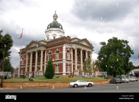 The Historic Meriwether County Courthouse In Greenville Georgia Stock