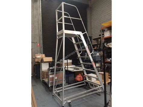 Used Bailey Order Picker Ladder Ladders In Listed On Machines U