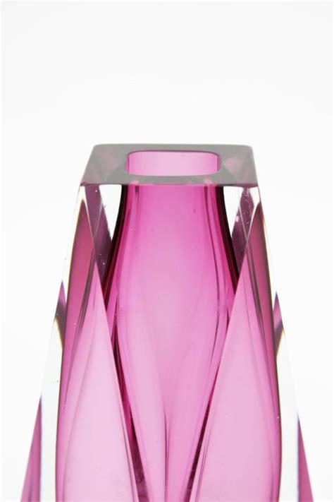 Italian 1960s Mandruzzato Pink Faceted Murano Glass Sommerso Vase At 1stdibs Murano Vase Pink